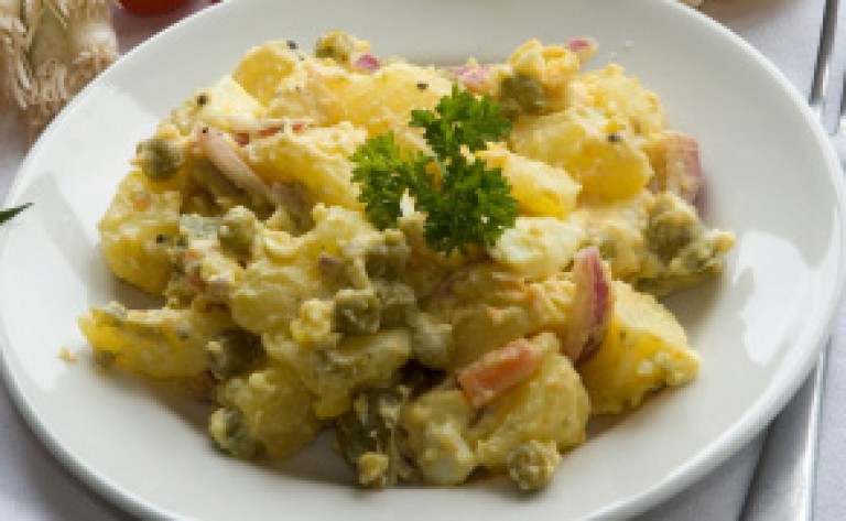 Bayerischer Kartoffel-Gurken-Salat | Vibono