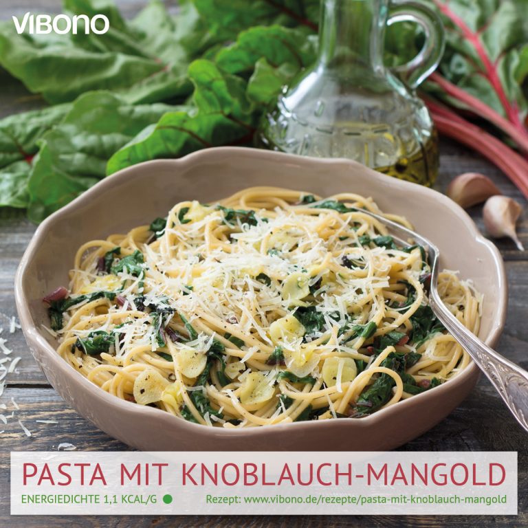 Pasta mit Knoblauch-Mangold