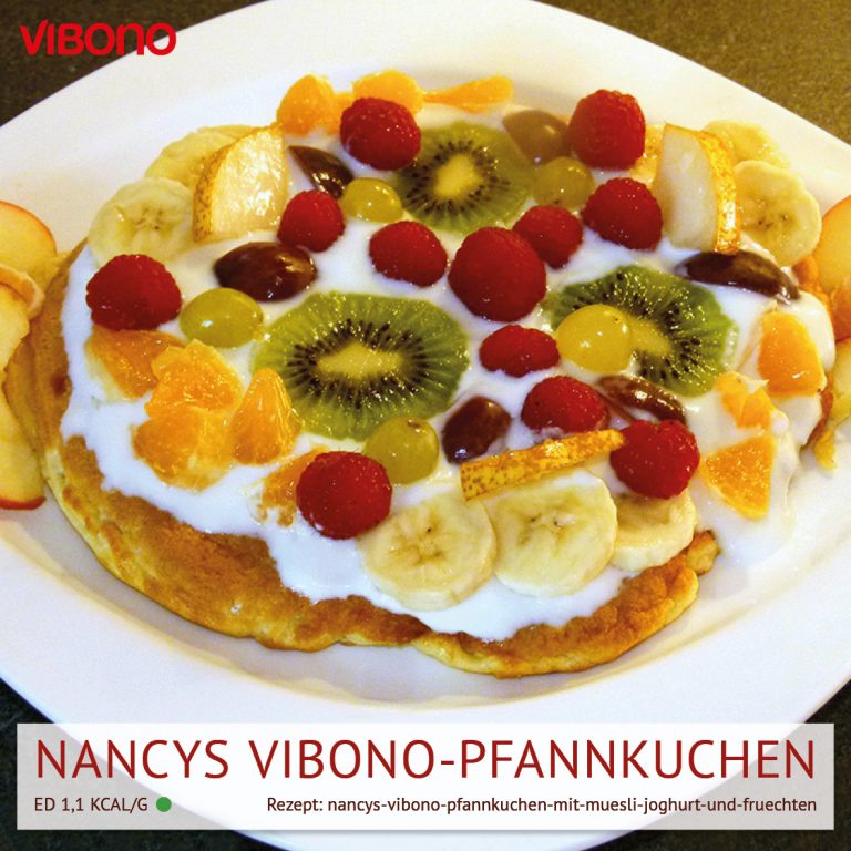 Nancys Vibono-Pfannkuchen mit Müsli, Joghurt und Früchten