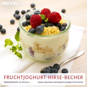 Fruchtjoghurt-Hirse-Becher