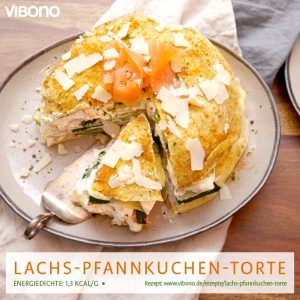 Lachs-Pfannkuchen-Torte